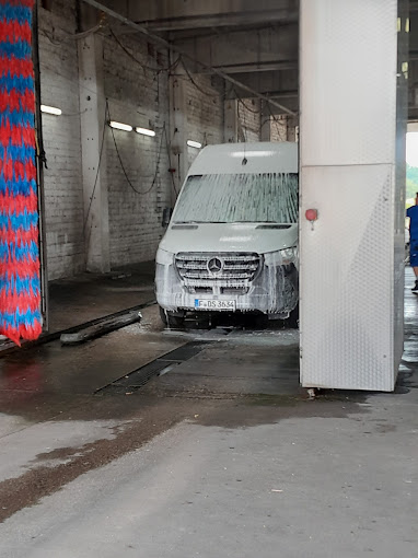 Truck Wasch Vogelsdorf - Fahrzeugpflege ihre Nutzfahrzeuge vom Kleintransporter bis zum Schwerlasttransporter in Fredersdorf-Vogelsdorf, Brandenburg
